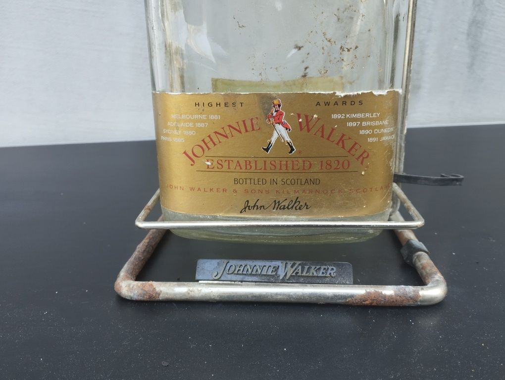 Бутилка с люлка Johnnie Walker 4.5 L