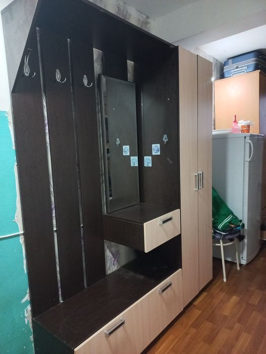 Срочно продам прихожую