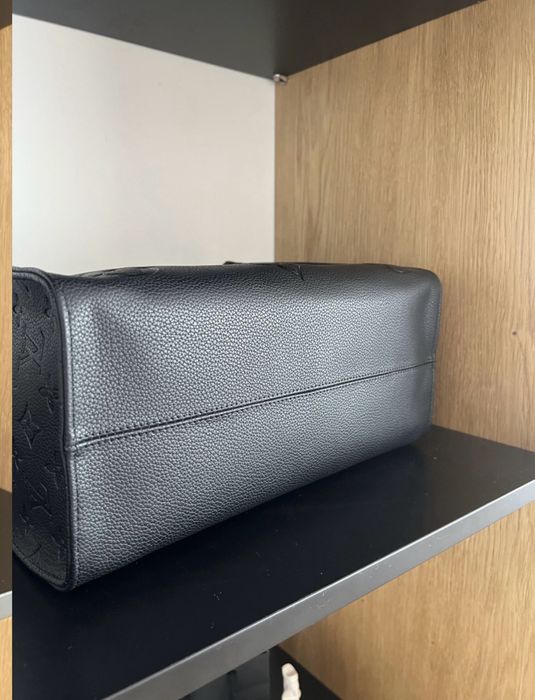 Стилна дамска чанта