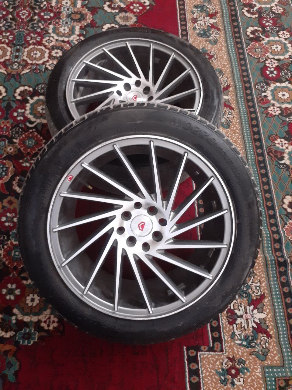 VOSSEN R17/225/50
