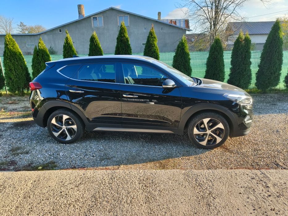 Hyundai Tucson 2.0 crdi, automata 4x4, negru, 185cp, 2016, 161000km