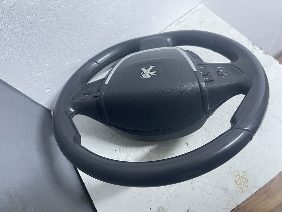 Volan complet cu airbag comenzi Peugeot 508 2010-2014 cod 9687466ZE