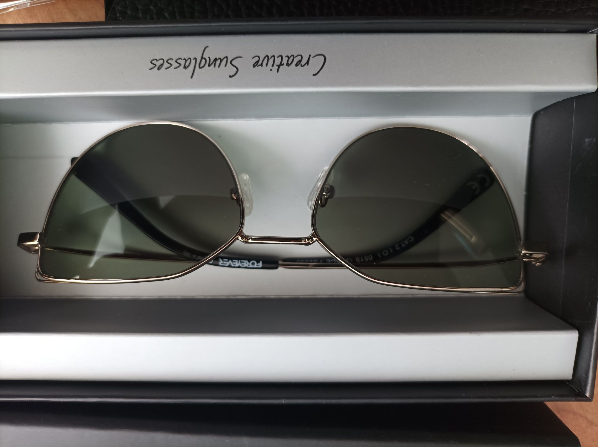 Нови оригинални слънчеви очила