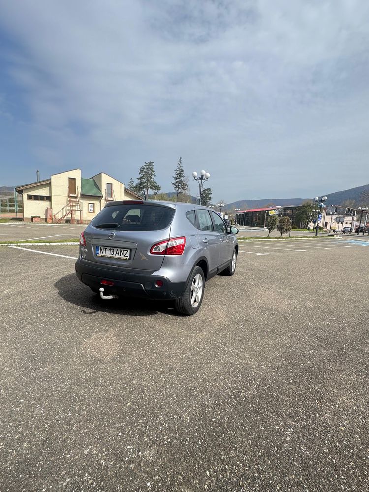 Nissan qashqai 2.0 automat