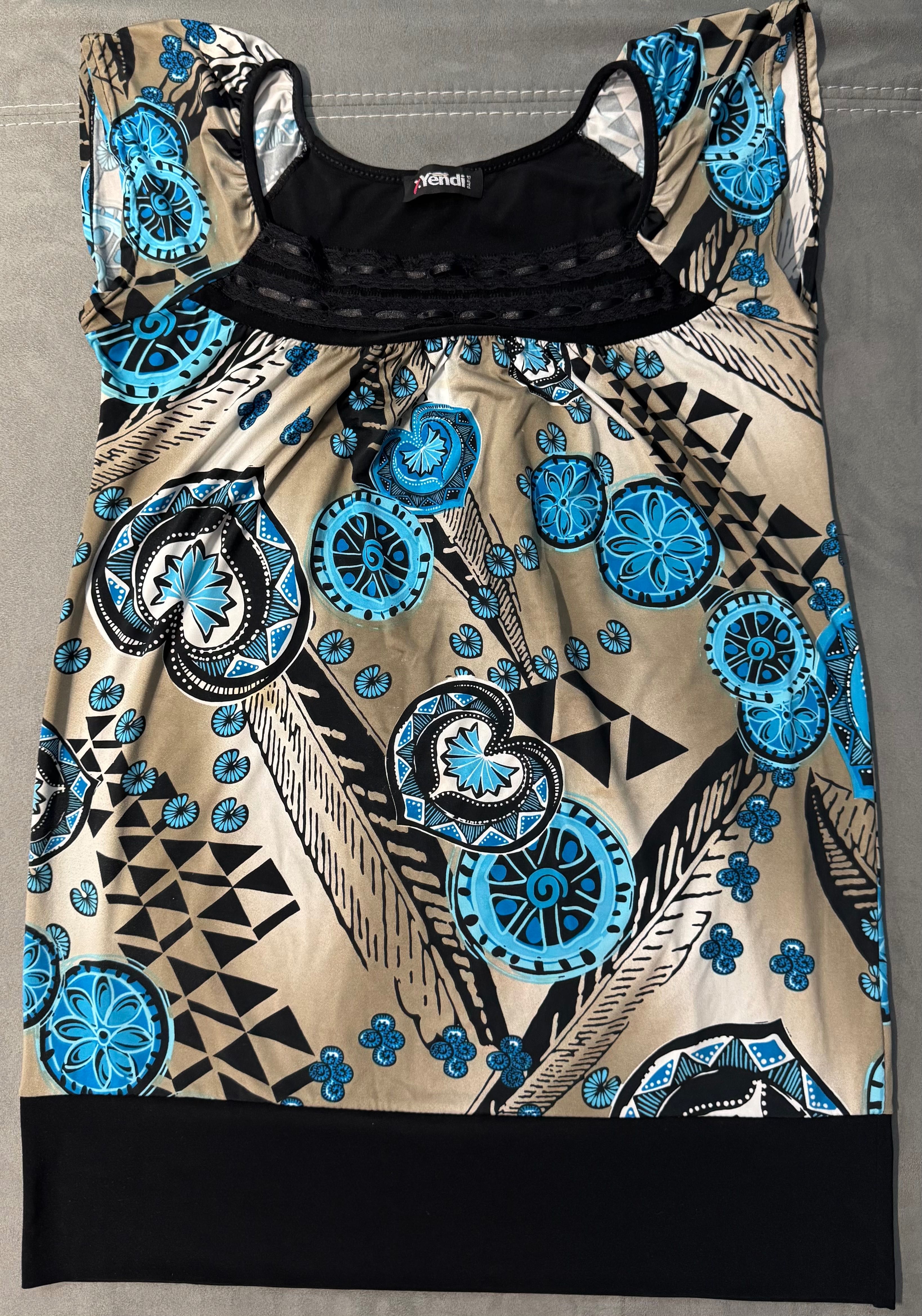 Дамски блузи с къс ръкав L - XL