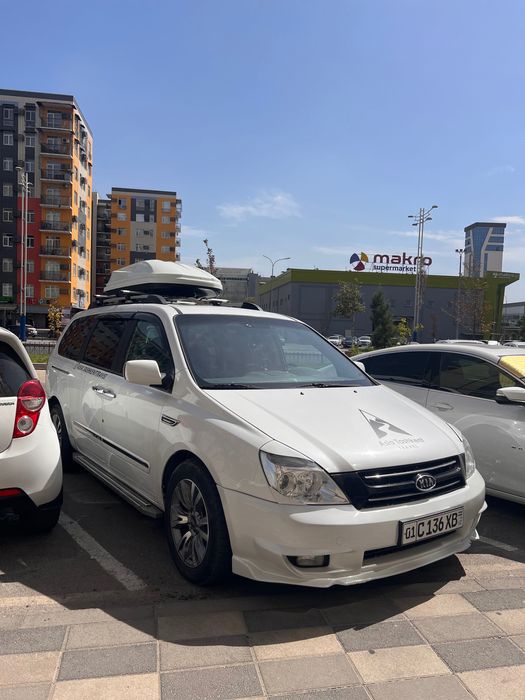 Продаю Киа Карнивал 2