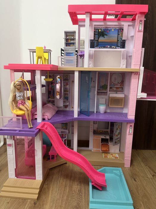 Casa de vis Barbie Mattel