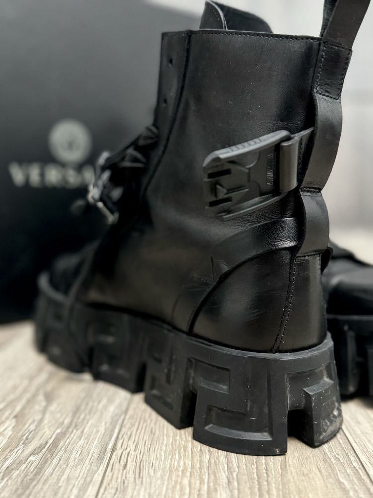 Ghete Versace Greca Labyrinth Leather Boots - marime 41