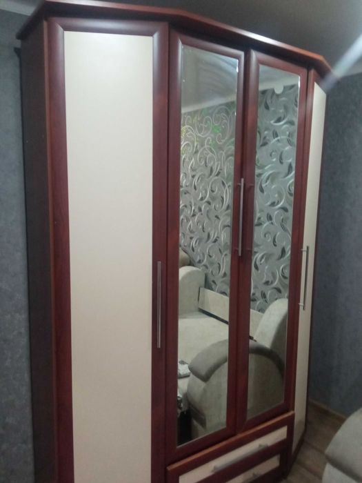 Продам шкаф за 35000