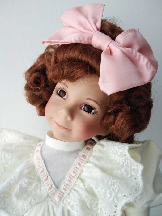 Papusa de portelan Dianna Effner - The Good Little Girl with a Curl