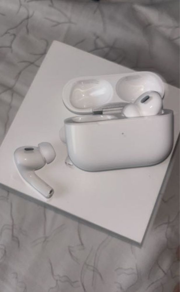 Наушники AirPods pro2