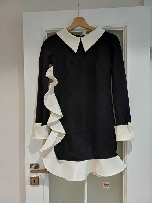 Лимитирана, дизайнерска рокля на български бранд