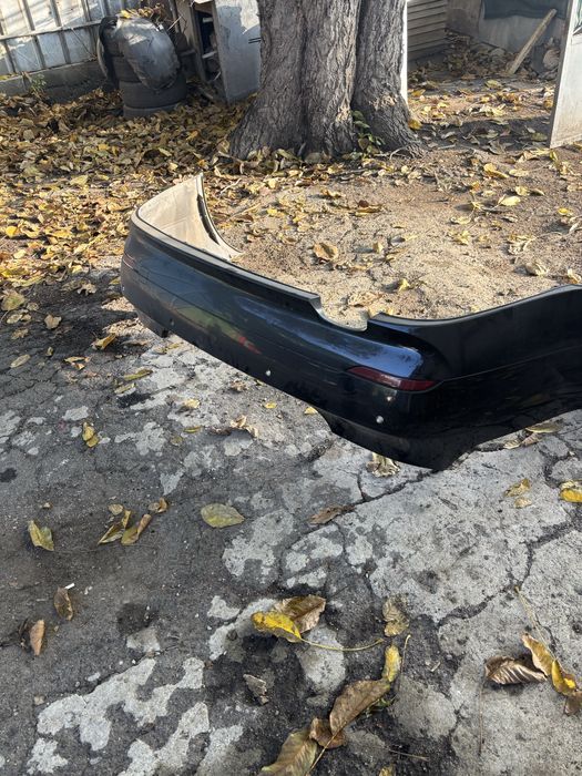Задна броня bmw e60 седан