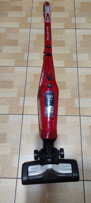 Aspirator vertical Rowenta
