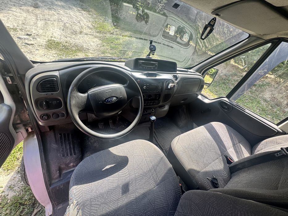 Ford tranzint 2002