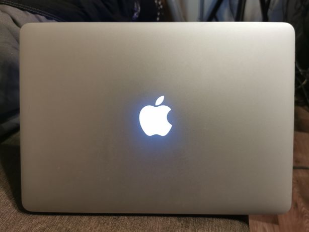 Macbook Air 13 inch i5