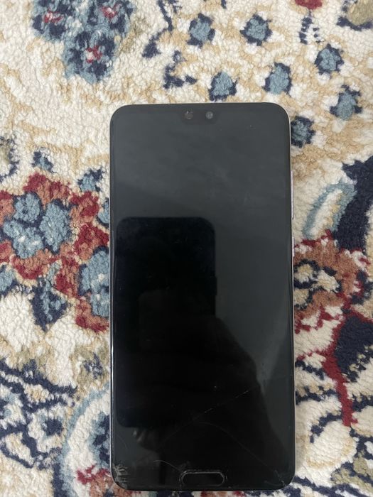 Huawei p20 pro продам