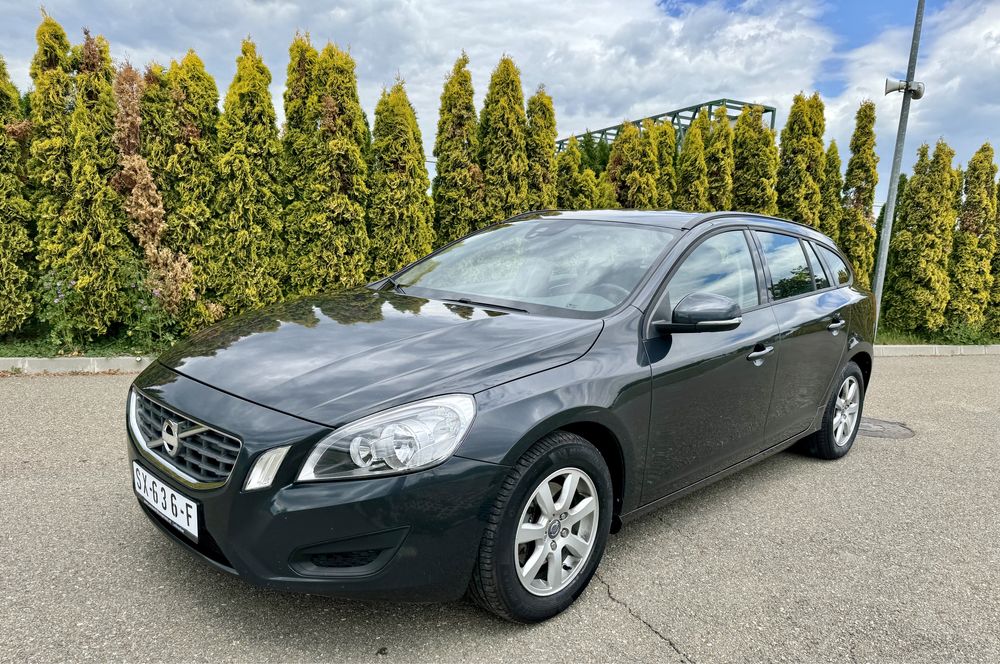 VOLVO V60 1.6D 115CP  16.05.2013