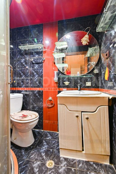 Продава се Двустаен апартамент в София, Център - 55 кв.м за 2273 €/кв.м - Снимка #8