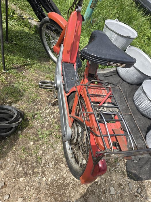 Vând moped 49cm piaggio