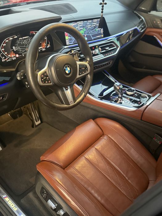 BMW X5/M50D/Individual/Sky Lounge/Faruri Laser/Cutie Swarovski/Full