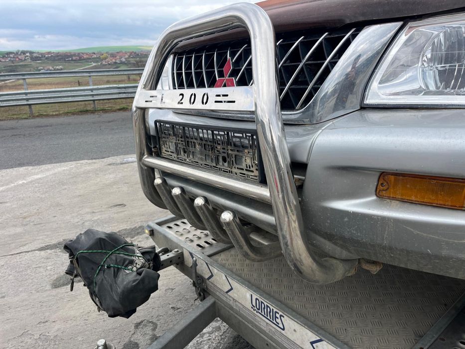 Dezmembrez Mitsubishi L200 piese Mitsubishi L200