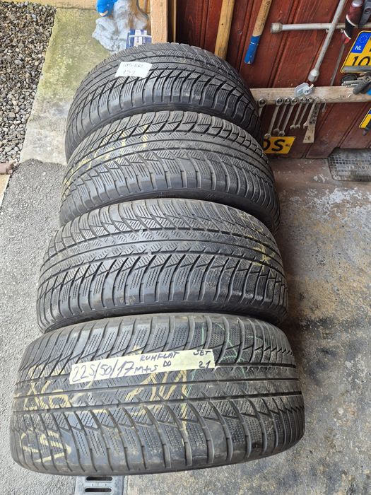Vând cauciucuri 225/50/17 M+S //Runflat// set complet imp Germania