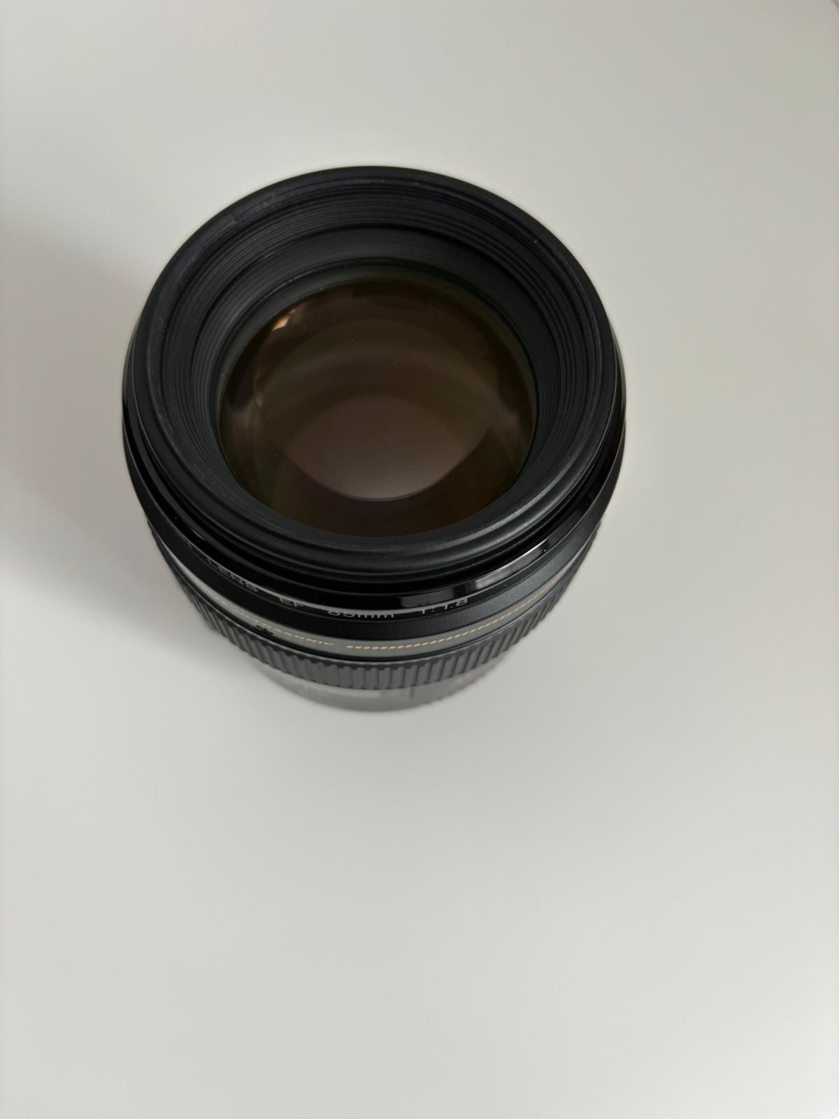 Canon EF 85mm f/1.8 USM Obiectiv pentru Canon EF