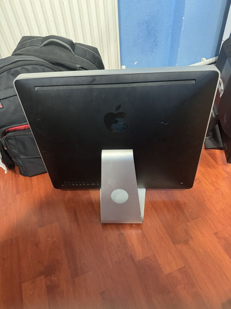 Imac 20” strict office