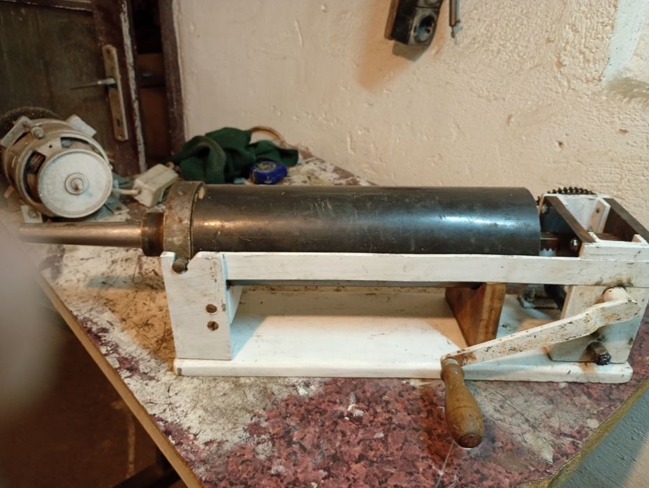 Cârnățar cu două turati