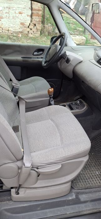 Dezmembrez Renault espase 2,2 dizel zabrani județul Arad