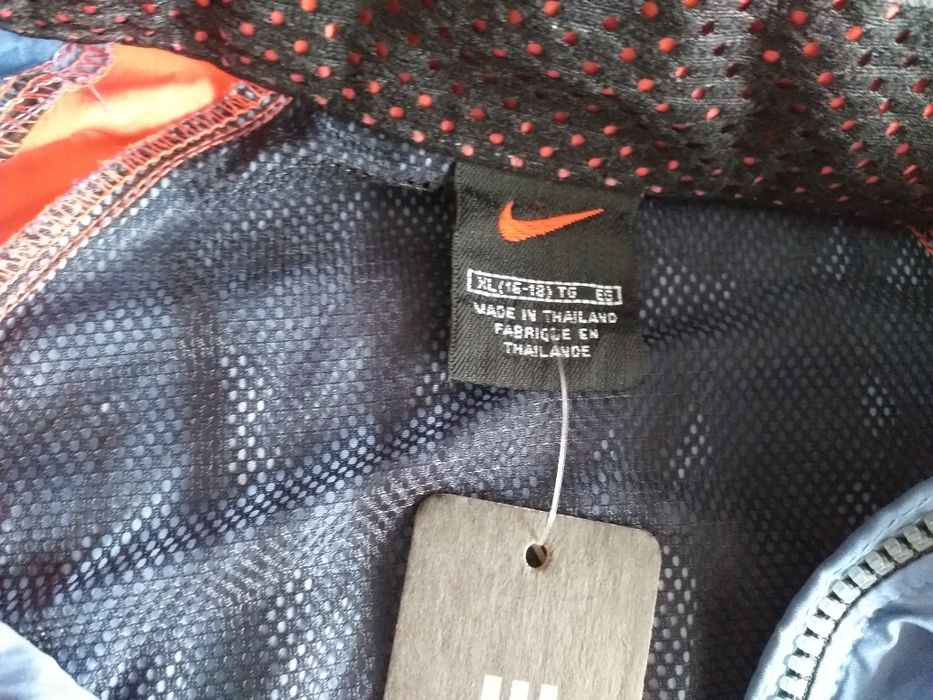 Jaketa Nike mas XL