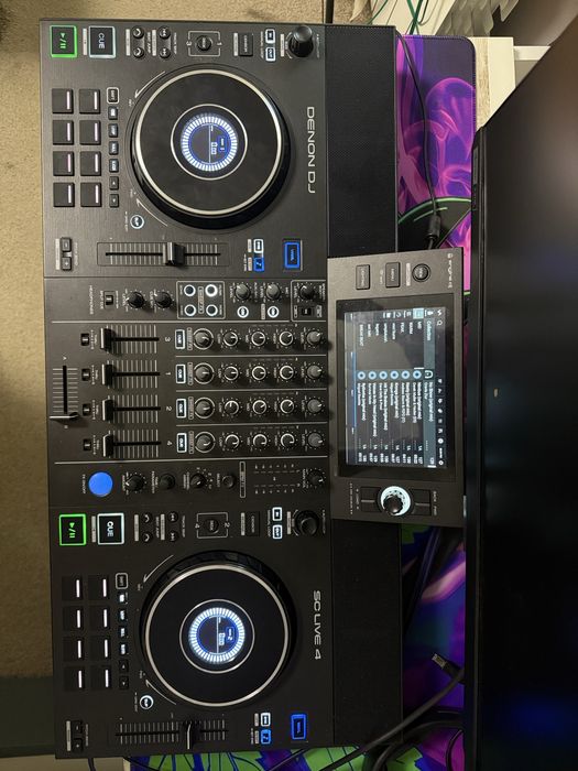Denon dj sc live 4 + case flyht pro cadou