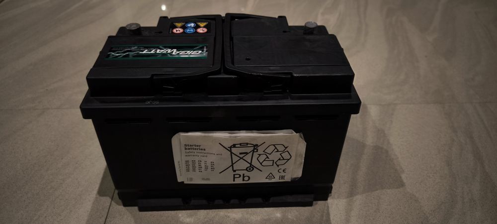 Акумулатор Gigawatt 74AH 680A R+