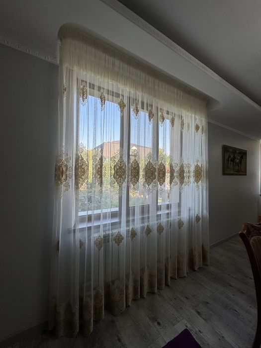 Продам готовый Шторы для Зала