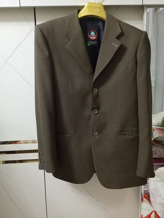 Мужской костюм Турция 52 размер
