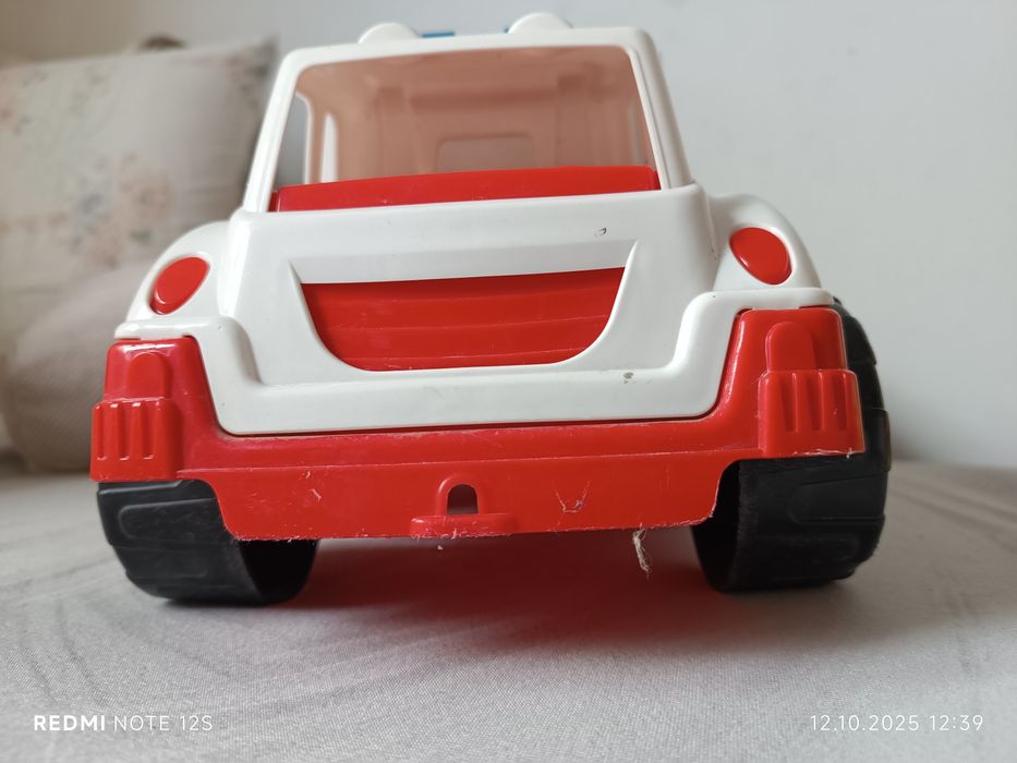Ambulanta de jucarie