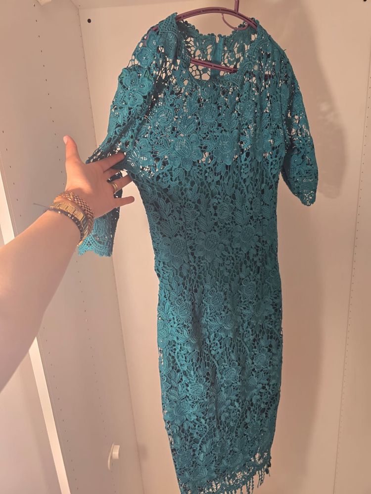 Rochie de dantela