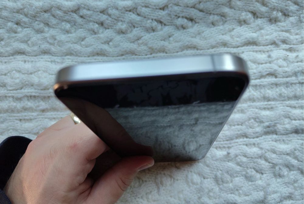 Iphone 15 pro max natural titanium 256gb