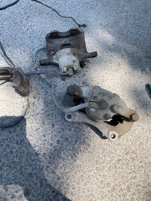 Продам диски перед и суппорта на Лансер 10