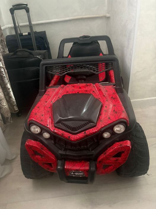 Машина на пульте управления