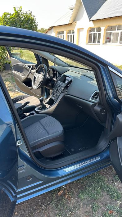 Opel Astra J 1.7 CDTI