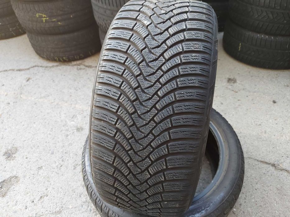 1xAnvelopa second iarnă 225 40 R18 Falken 2019