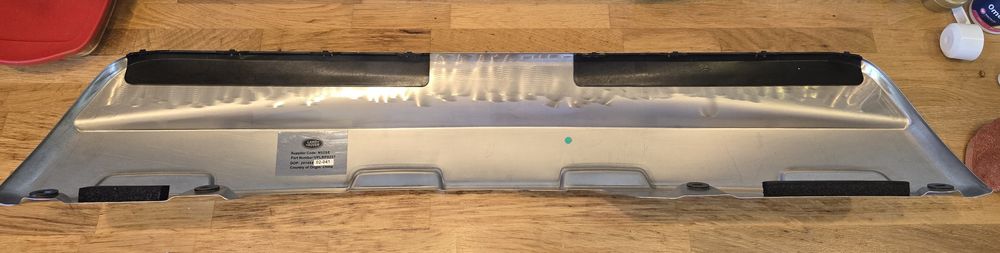 Заден скид плейт за Land Rover Discovery L462 VPLRP0257