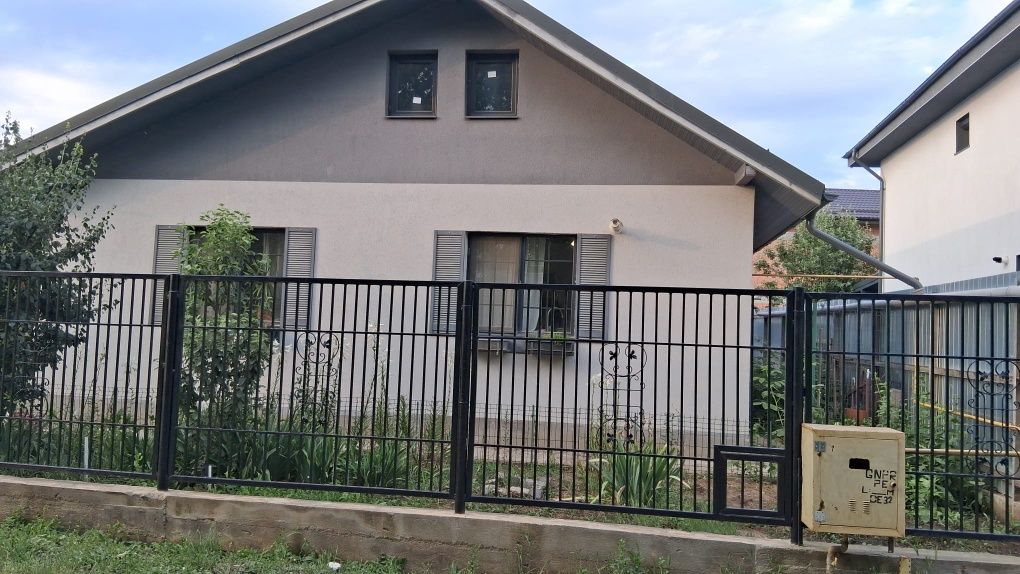 Casa de vânzare!