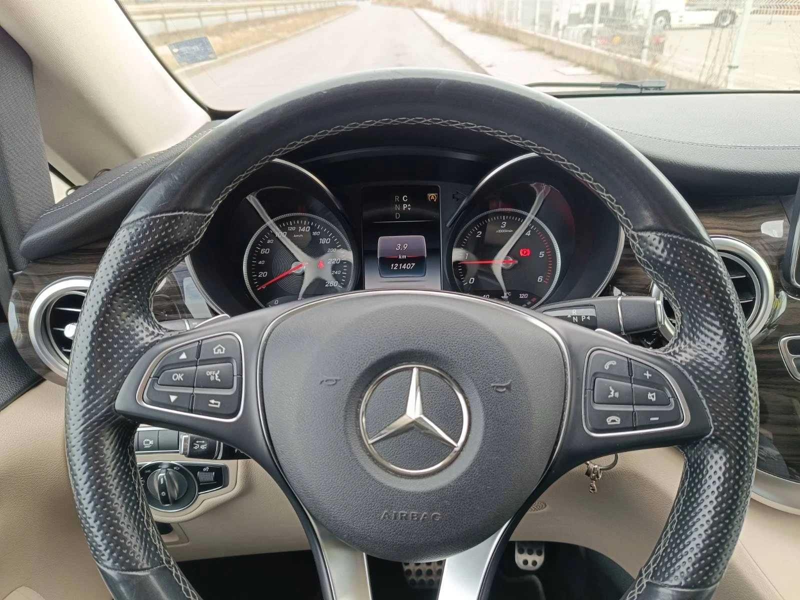 Mercedes-Benz V 250