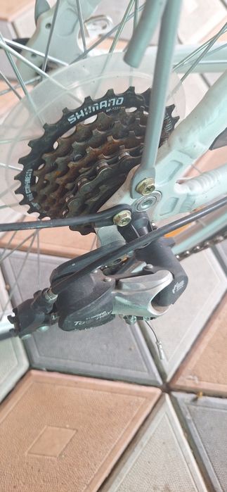 Vând bicicletă DINOTTI