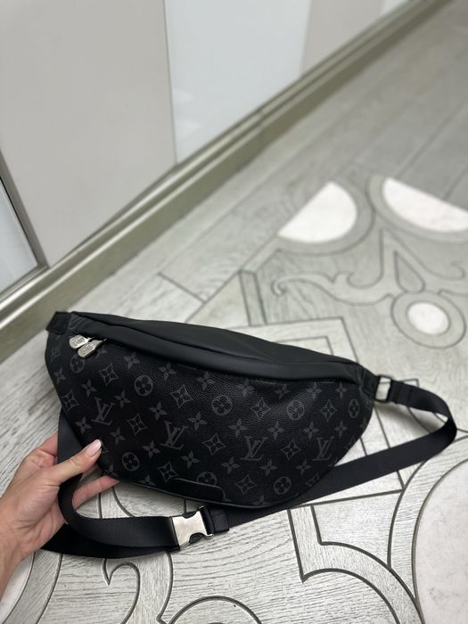 Нова мъжка чанта