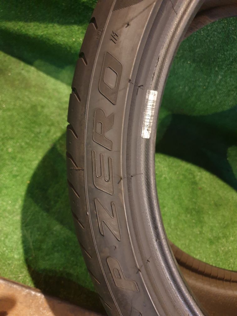 305 30 zr 20 Pirelli