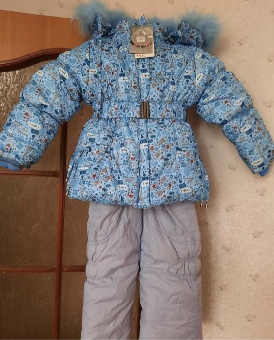 Продам детский зимний комбинезон
